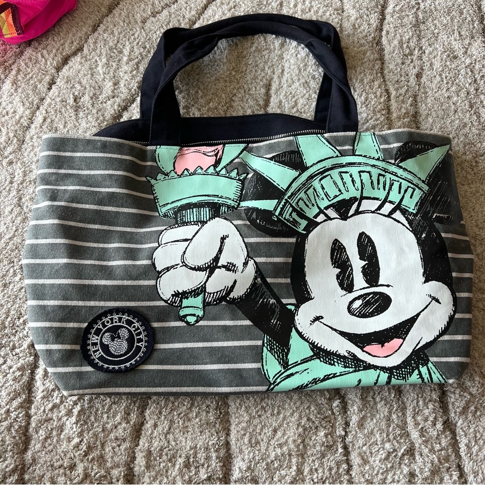 Disney travel / tote  bag with Mickey Mouse in New York